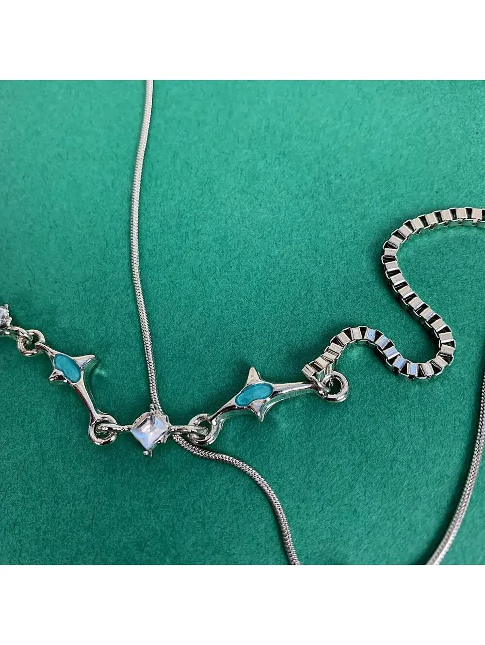 Cyber y2k 2000s style Futuristic Star pendant turquoise silver necklace. 2 neckl